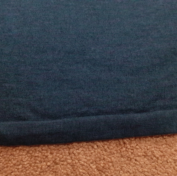 Banana Republic 100% Wool Sweater - Picture 4 of 5